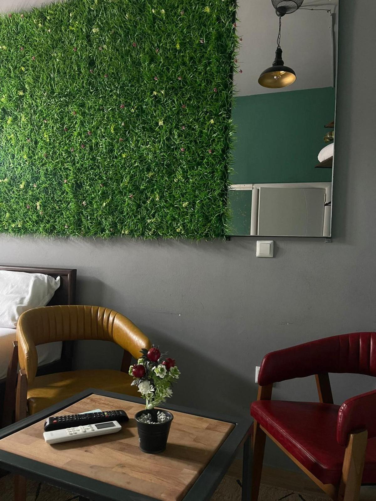 Hotel In Time Prizren Bagian luar foto