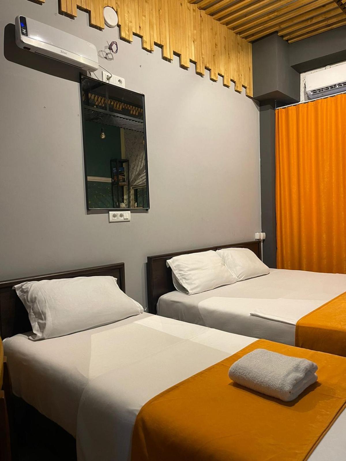Hotel In Time Prizren Bagian luar foto