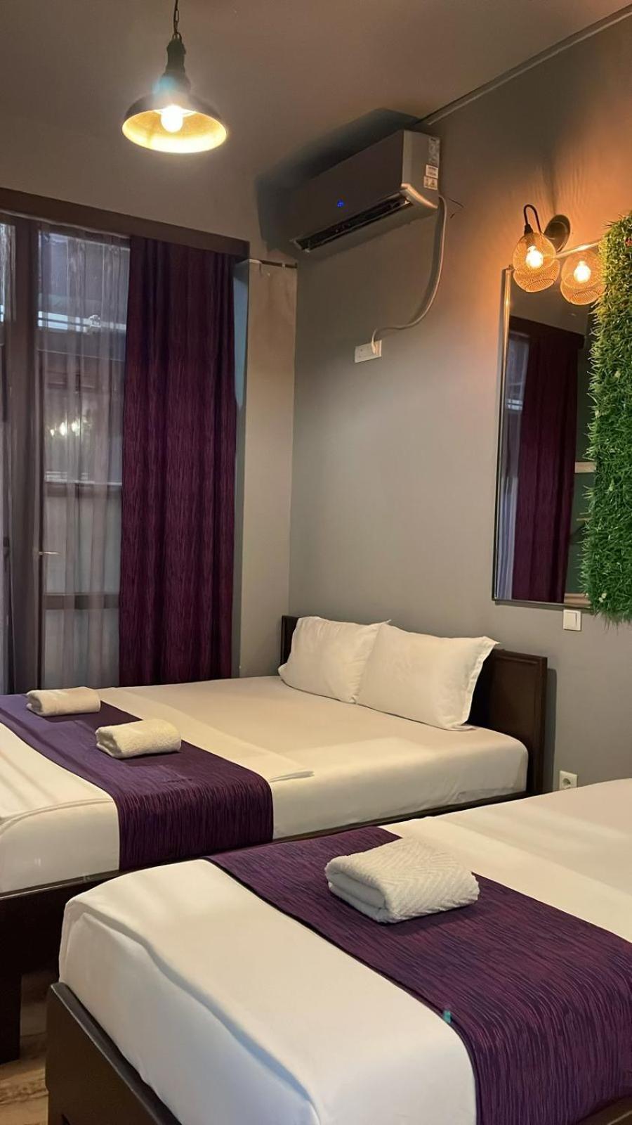 Hotel In Time Prizren Bagian luar foto
